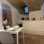 Medieval Hydro Chrome Kingsize Therapy In Perugia
