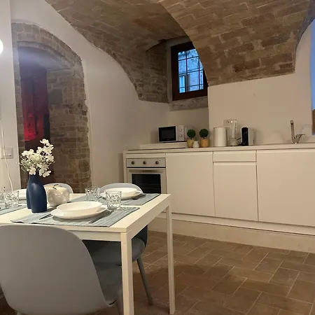 Medieval Hydro Chrome Kingsize Therapy In Perugia