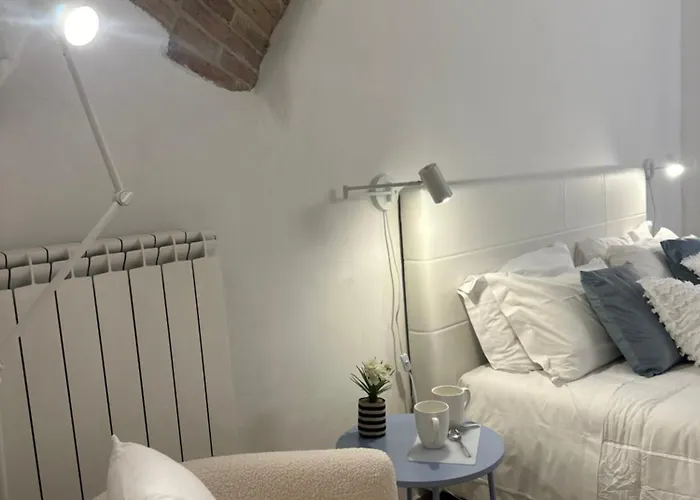 Medieval Hydro Chrome Kingsize Therapy In Appartement *