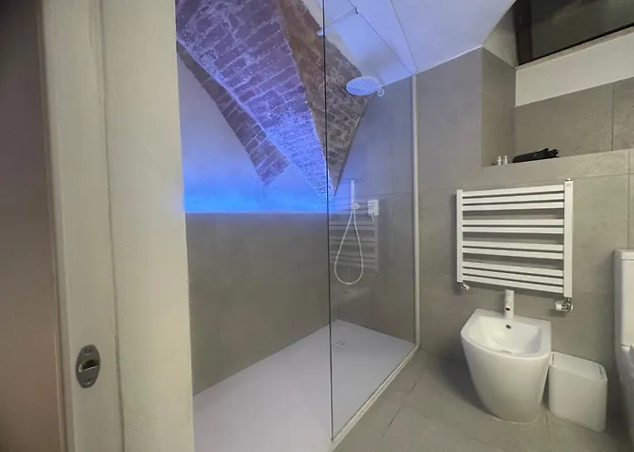 Medieval Hydro Chrome Kingsize Therapy In * Perugia